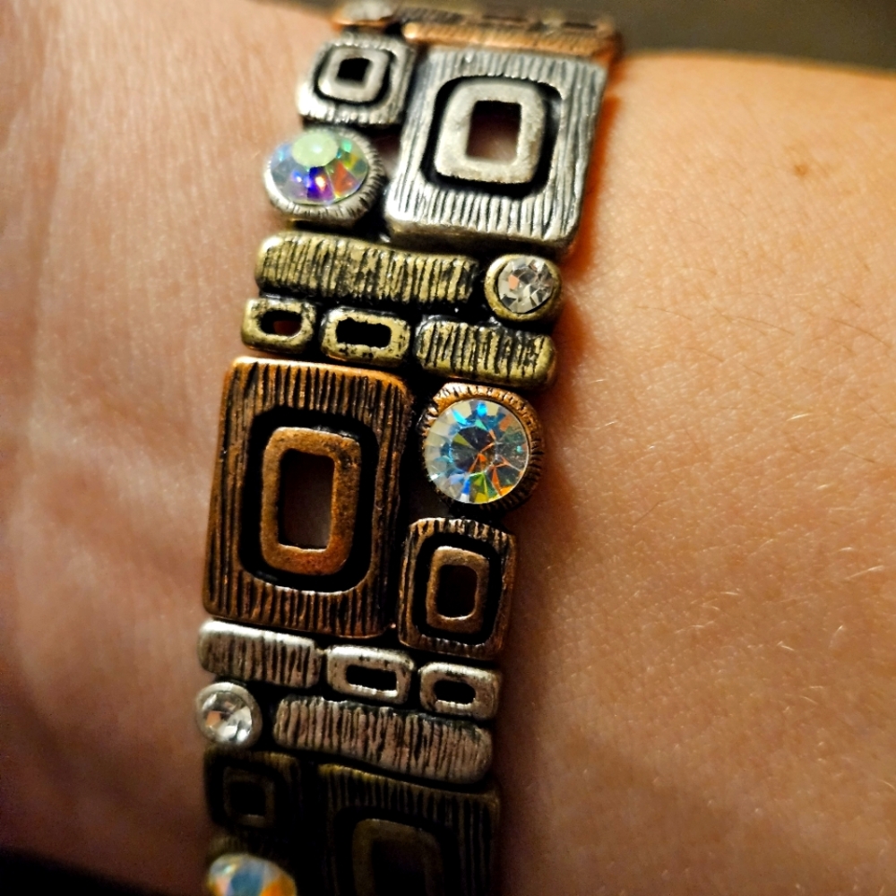 *3 for $30* Premier Designs mixed metal stretch bracelet